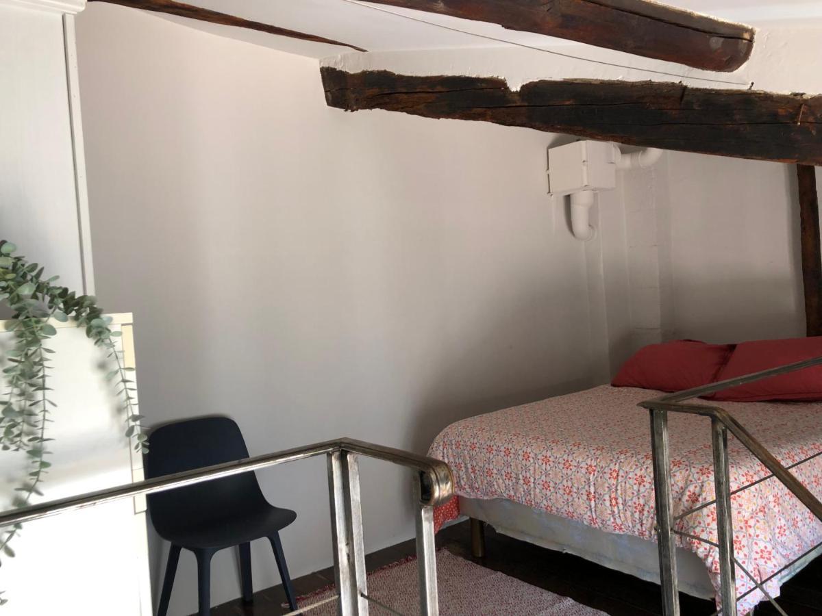 Le Triplex Les Halles Intra Muros Avignon Exterior foto