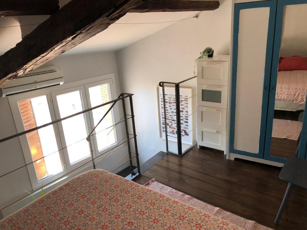 Le Triplex Les Halles Intra Muros Avignon Exterior foto